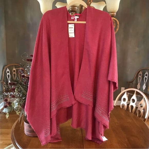 NWT Wine Poncho⭐️5/$25⭐️ - Picture 1 of 8